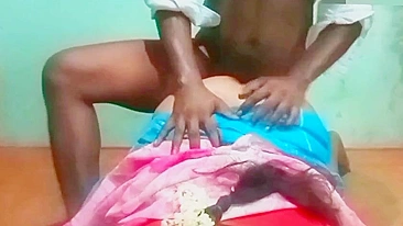 Homeowner fucked up with Kerala aunty when mistress was not at home