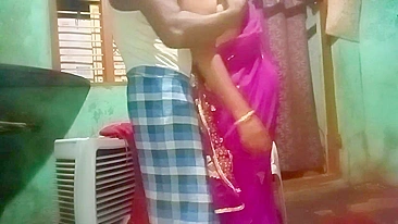 Kerala aunty boobs milk pissing real. Desi XXX