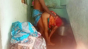 Kerala aunty and GF husband have real dirty sex at home. Desi XXX