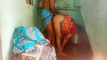 Kerala aunty and GF husband have real dirty sex at home. Desi XXX