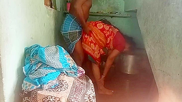 Kerala aunty and GF husband have real dirty sex at home. Desi XXX