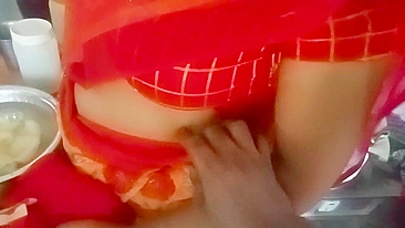 Desi XXX porn. Big boob Kerala aunty enjoyed sex by house owner