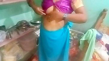 Student catches Kerala teacher aunty masturbating and fucks her