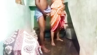 Desi XXX sex. Kerala aunty fucking with boy when her husband not there