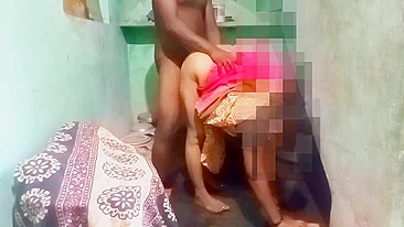 Desi XXX sex. Kerala aunty fucking with boy when her husband not there