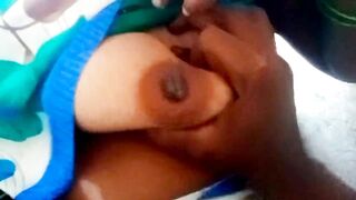 Desi XXX porn. Kerala aunty seducing nephew. Huge cleavage and romance