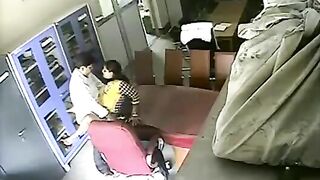 Hidden cam catches Indian professor fucks college student. leaked Desi sex