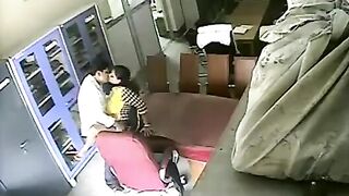 Hidden cam catches Indian professor fucks college student. leaked Desi sex