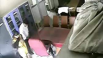 Hidden cam catches Indian professor fucks college student. leaked Desi sex