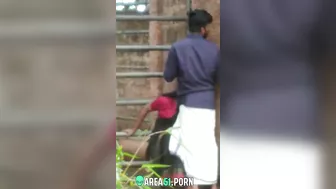 Kerala aunty gives bf a head and swallow his cream outdoor. Desi XXX sex