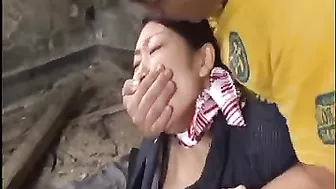 Jabardasti sex video! Servant driver kidnaps and fucks boss wife