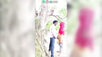 Scandal Desi XXX video! Village сouple сaught fucking in jungle on MMs cam