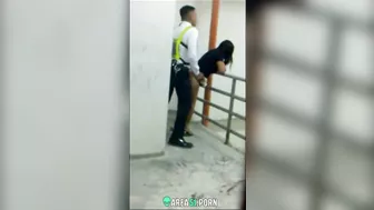 Desi XXX scandal MMs! Security guard fucking girl client in the bank