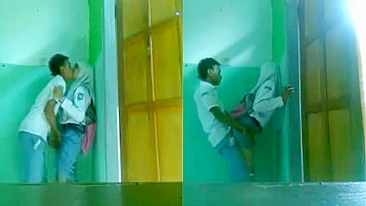 Viral Desi XXX MMS! Paki college girl in quick fuck with teacher before class