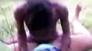 Desi MMS scandal - Telugu village aunty fucked outdoor with nephew