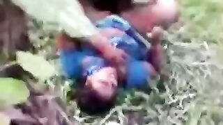 Desi MMS scandal - Telugu village aunty fucked outdoor with nephew