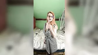 Redhead mommy in stockings shows tits on Tiktok