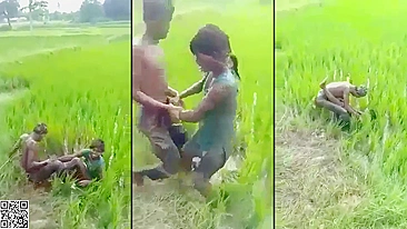 Indian shitass guy trying zabardasti to wife outdoor in the rice field