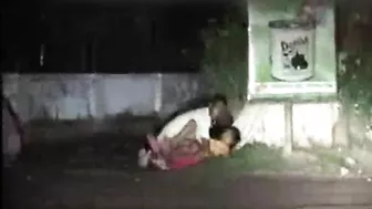 Choda Chodi Desi MMS. A lusty indian aunty doing sex outside with local boy