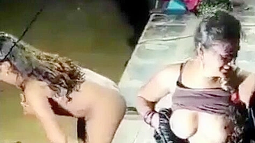 Choda Chodi Com Sister - Desi sister and brother posing nude, viral indian videos in village |  AREA51.PORN