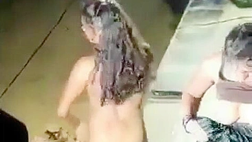 Viral Choda Chodi Desi MMS! Three वेश्या perform nude dance at the village festival