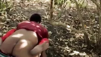 Choda Chodi XXX! Desi Aunty cheating on her husband in the wood