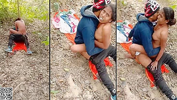 Viral Desi XXX MMS! Villagers spotted a couple fucking in the bush