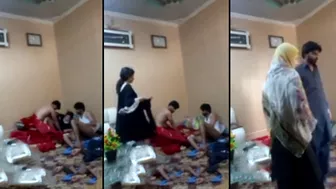 Leaked XXX Desi MMS 2022! Two guys gets sex to Paki girl Leaked XXX Desi MMS 2022! Two guys gets sex to Paki girl