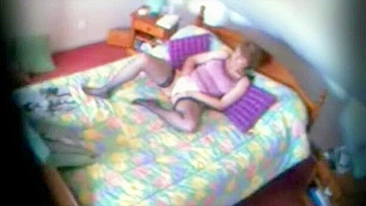 Spy XXX cam in bedroom caught my mother masturbating