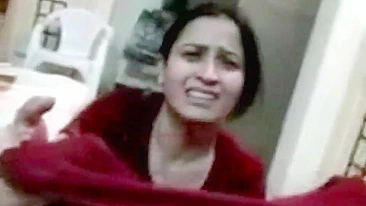 Desi girl real rape leaked mms XXX video on Area51.porn 