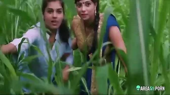 Desi MMS scandal! Couple of lovers caught red-handed by two curious girls