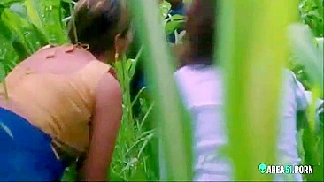 Desi MMS scandal! Couple of lovers caught red-handed by two curious girls