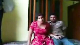 Scandal Desi XXX! Husband caught cheating indian wife with hidden camera