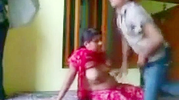 Scandal Desi XXX! Husband caught cheating indian wife with hidden camera