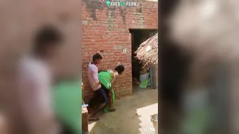 Scandal Desi XXX MMS! Young indian girl sex with lover caught behind the shed Scandal Desi XXX MMS! Young indian girl sex with lover caught behind the shed