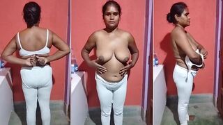 Leaked Desi MMs! Indian bhabhi exposing her nude body to neighbor