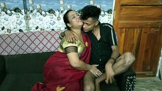 Leaked Desi MMs! Indian aunty fucking with boy but her husband caught them!