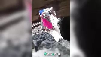 Leaked Desi mms! Indian lovers standing sex outdoor, caught hidden cam