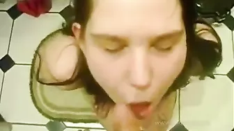 Piss-Drinking Whore Gets Her Fill in Hardcore XXX Video