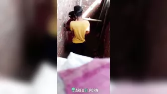 Sultry Desi Chick Shows Off Her Expert Oral Skills in Steamy Hidden Cam Footage Sultry Desi Chick Shows Off Her Expert Oral Skills in Steamy Hidden Cam Footage