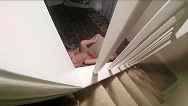 Peeping at My Mom’s Masturbation:The Forbidden Voyeur Moment