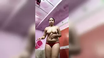 XXX Leaked footage of Pakistani TikTok sensation's intimate moments causes stir on social media