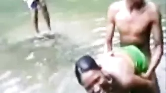 African Tribe Girl Fucking In Front Of Unleashed Crowd