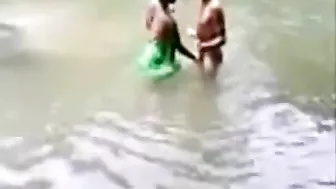 African Tribe Girl Fucking In Front Of Unleashed Crowd