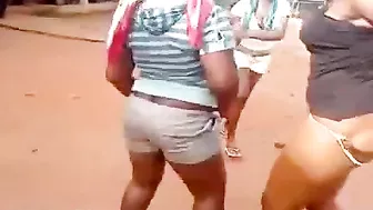 Greetings From Africa! Sexy Black Chick With Short Hair Fucked Hard