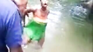 African Native Woman Fucks A Boy In A River In Front Of Crowd - Amateur Mobile Phone Video