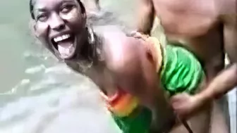 African Native Woman Fucks A Boy In A River In Front Of Crowd - Amateur Mobile Phone Video