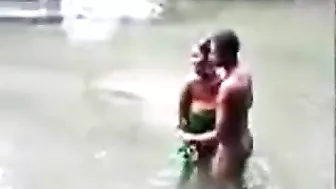 African Native Woman Fucks A Boy In A River In Front Of Crowd - Amateur Mobile Phone Video