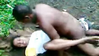 African Native Woman Fucked In Jungle - Amateur Mobile Phone Video