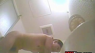 Steamy Shower Show! Spying on a Sexy Japanese Beauty